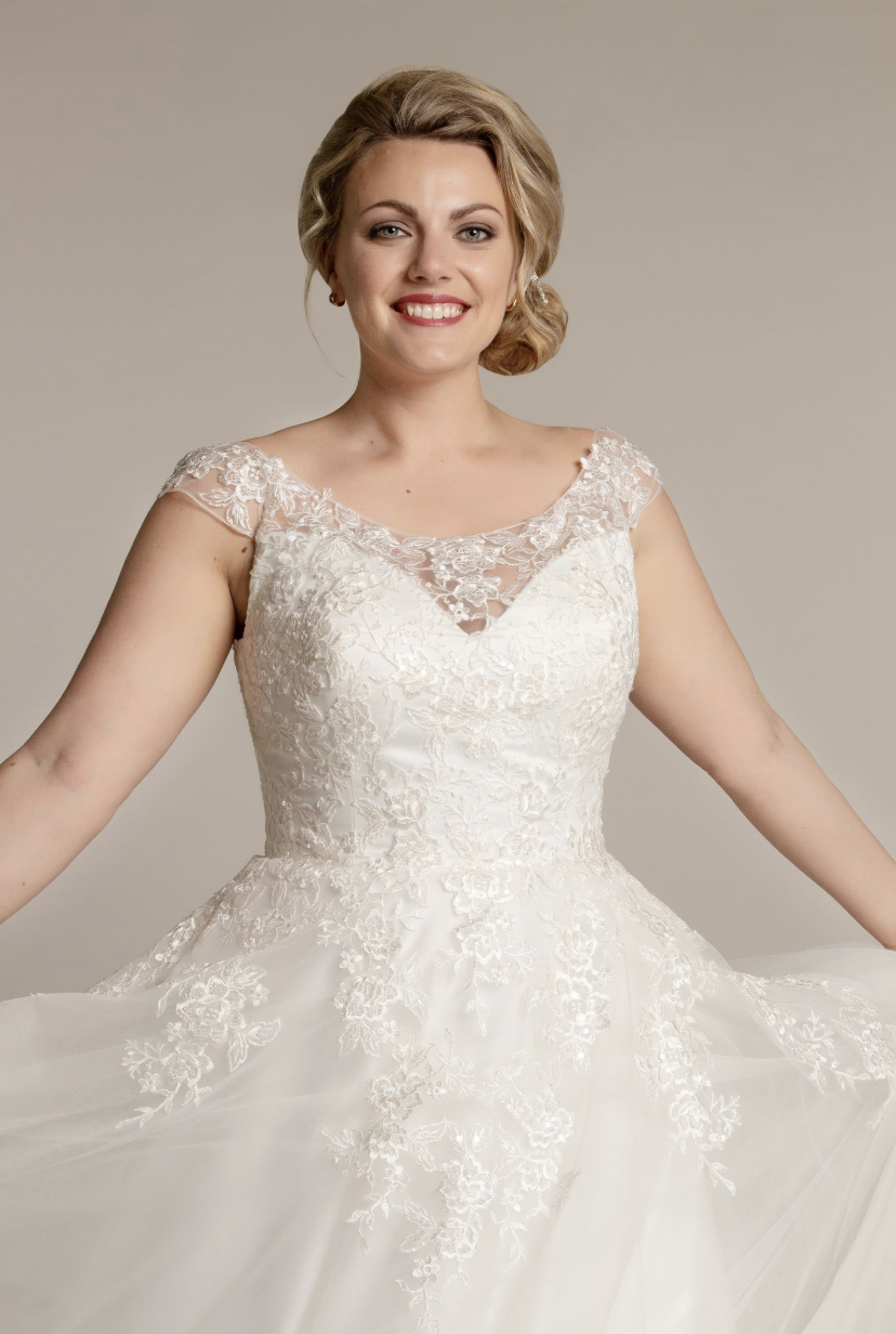 Millie Grace MG090 Plus Size Wedding Dress for sale Lucy Hart Bridal Leighton Buzzard