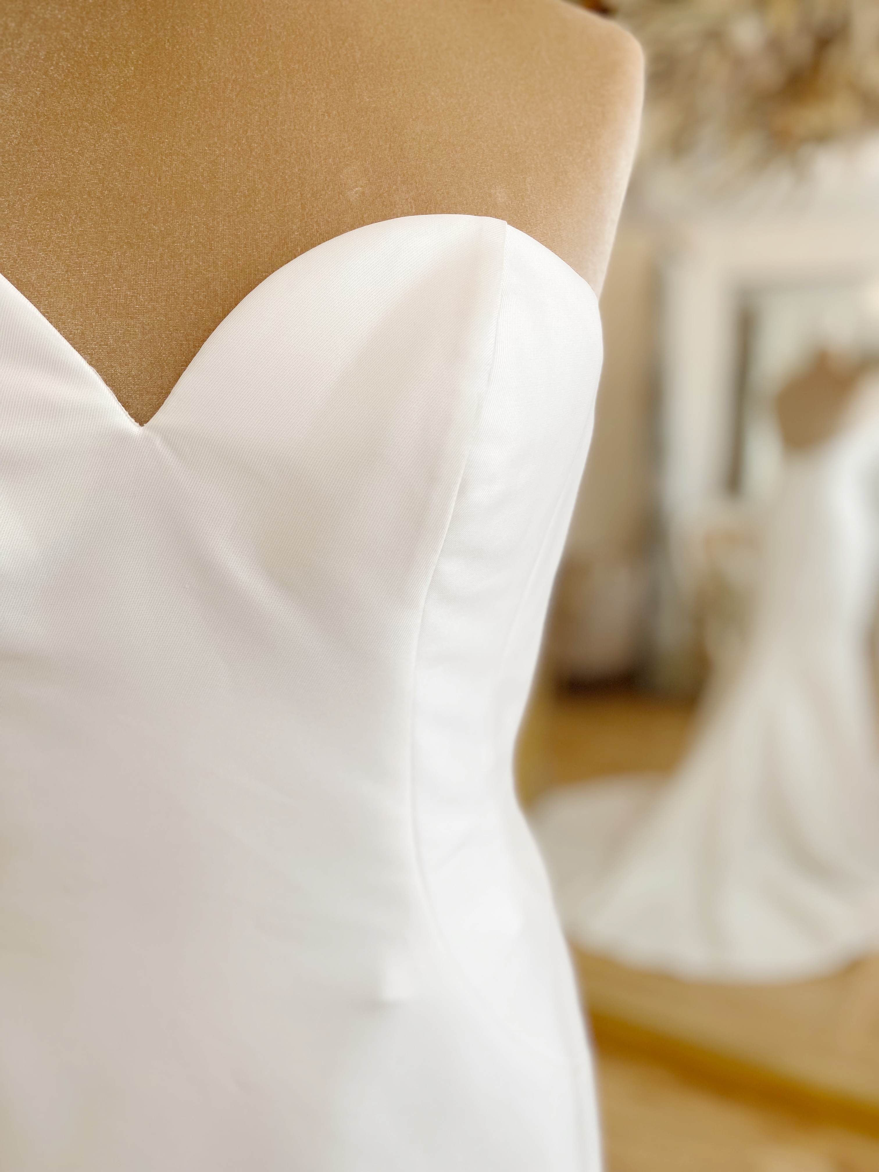 Justin Alexander 11150 Size 16 Wedding dress for sale Lucy Hart Bridal Leighton Buzzard Bedfordshire