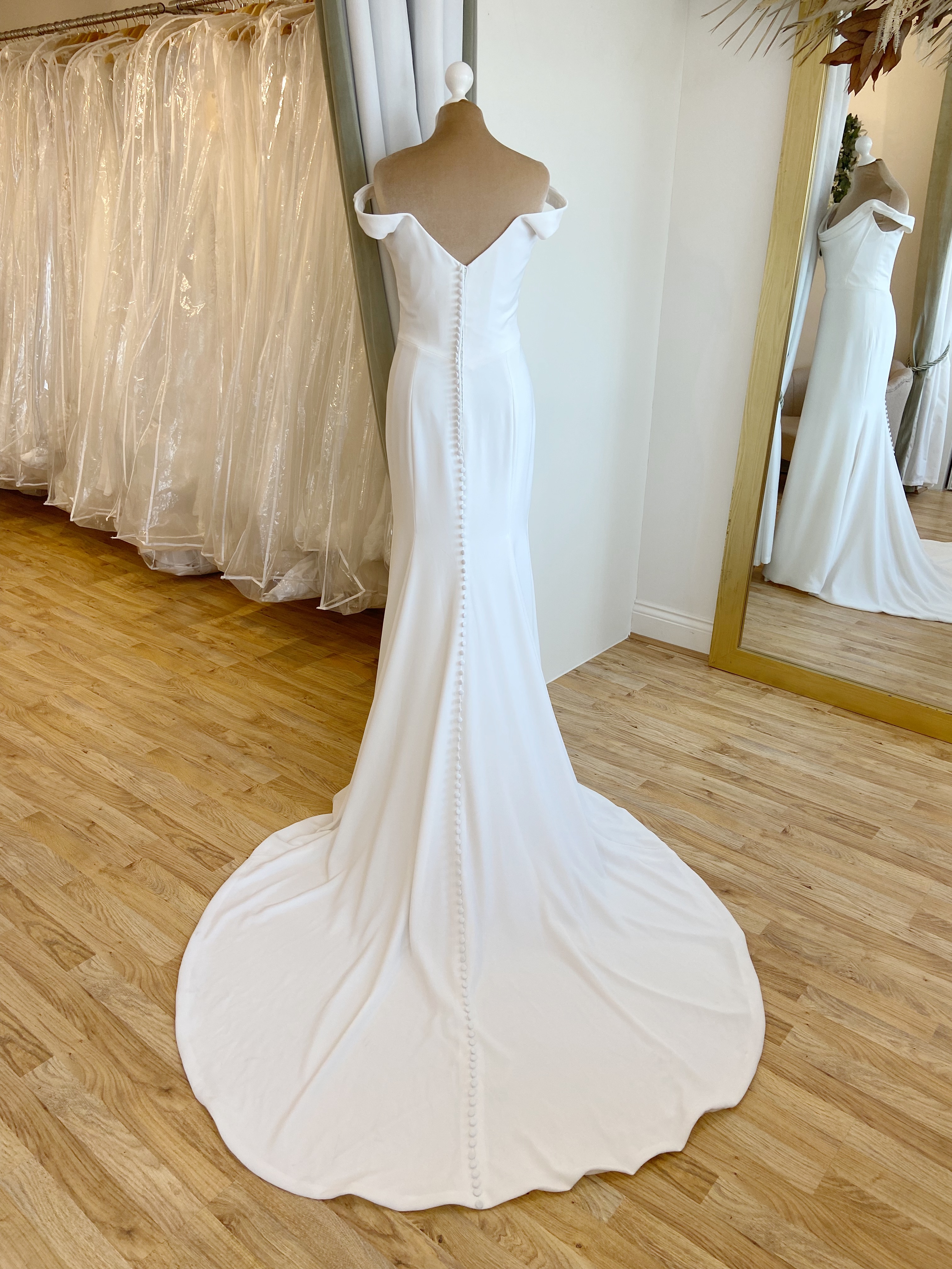 JA 55123 Size 12 Wedding Dress for sale Lucy Hart Bridal Leighton Buzzard Bedfordshire