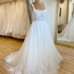 Justin Alexander Dreama 88244 Size 16 Wedding dress for sale Lucy Hart Bridal Leighton Buzzard
