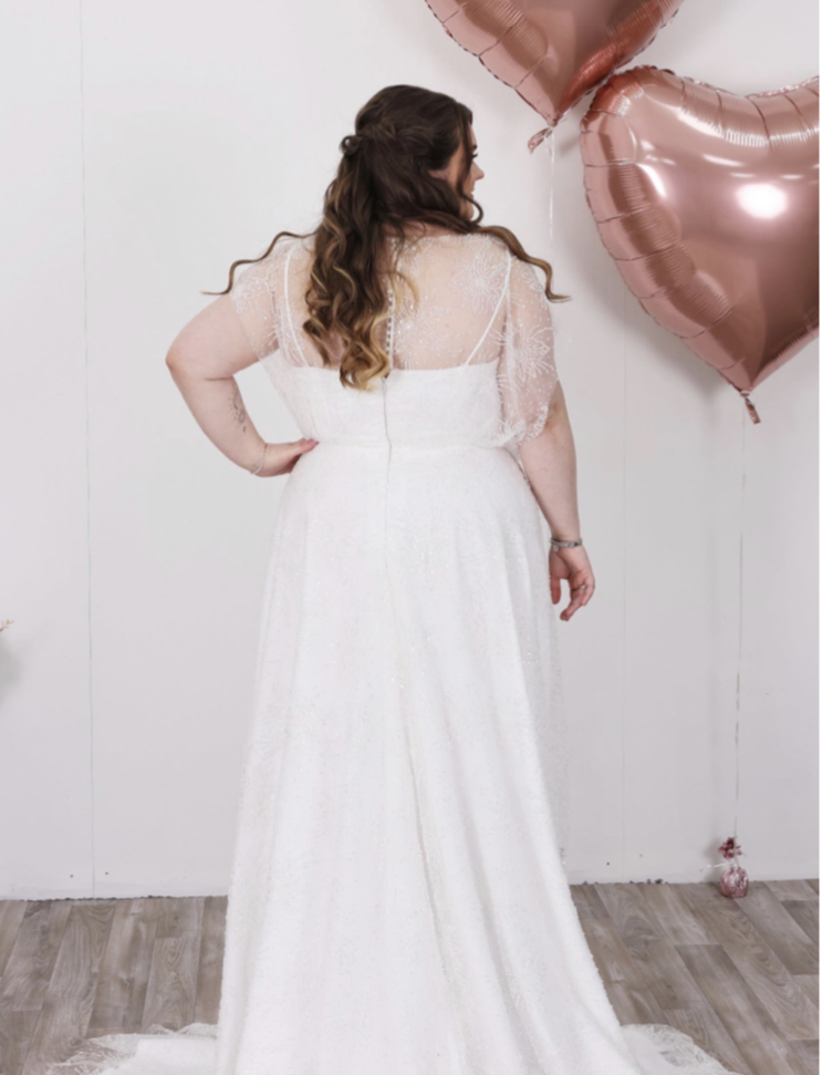 Island Bridal IB23113 Size 24 Wedding dress for sale Lucy Hart Bridal Leighton Buzzard Bedfordshire