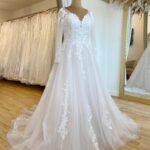Herawhite Jasmine Size 16 Wedding dress for sale Lucy Hart Bridal Leighton Buzzard Bedfordshire