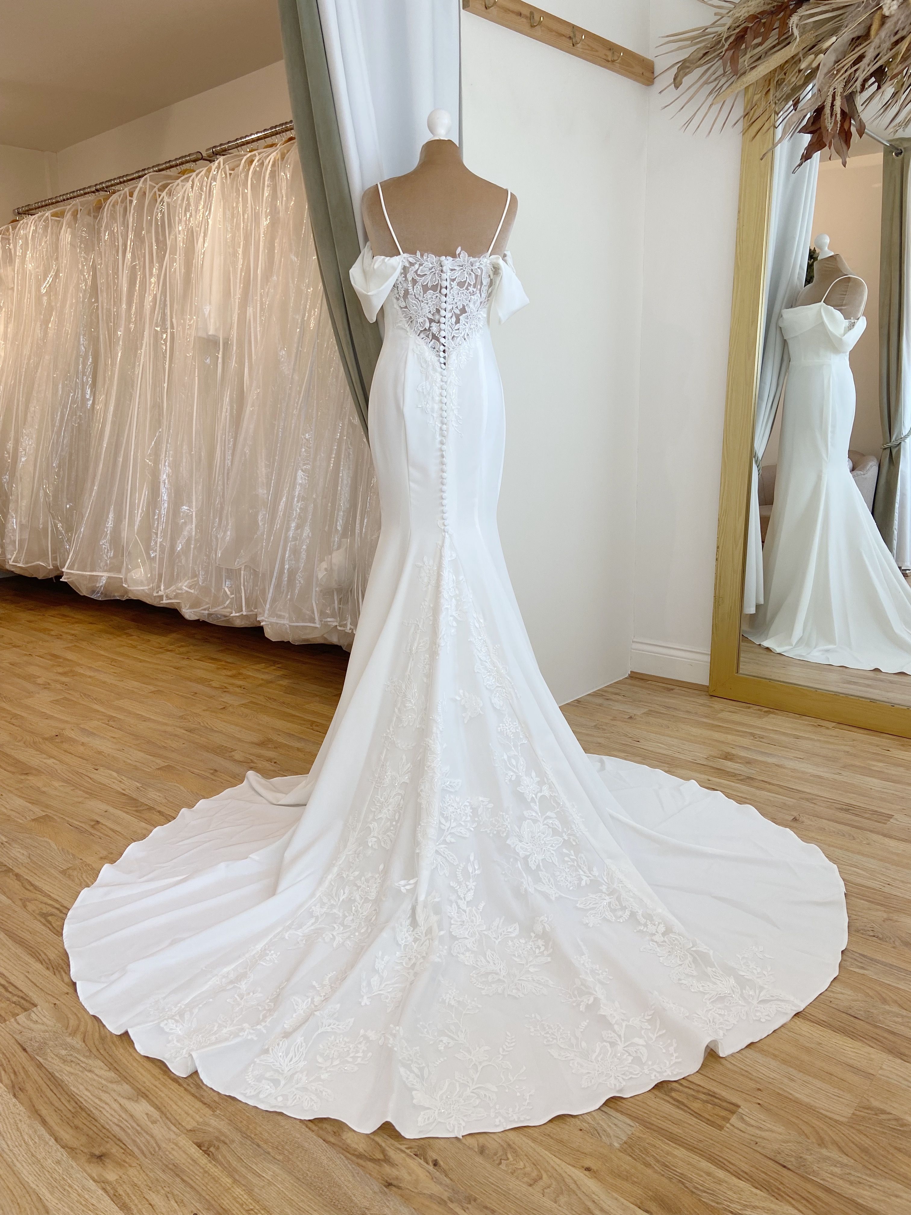Private Label Roux Size 10 Wedding dress for sale Lucy Hart Bridal Leighton Buzzard Bedfordshire