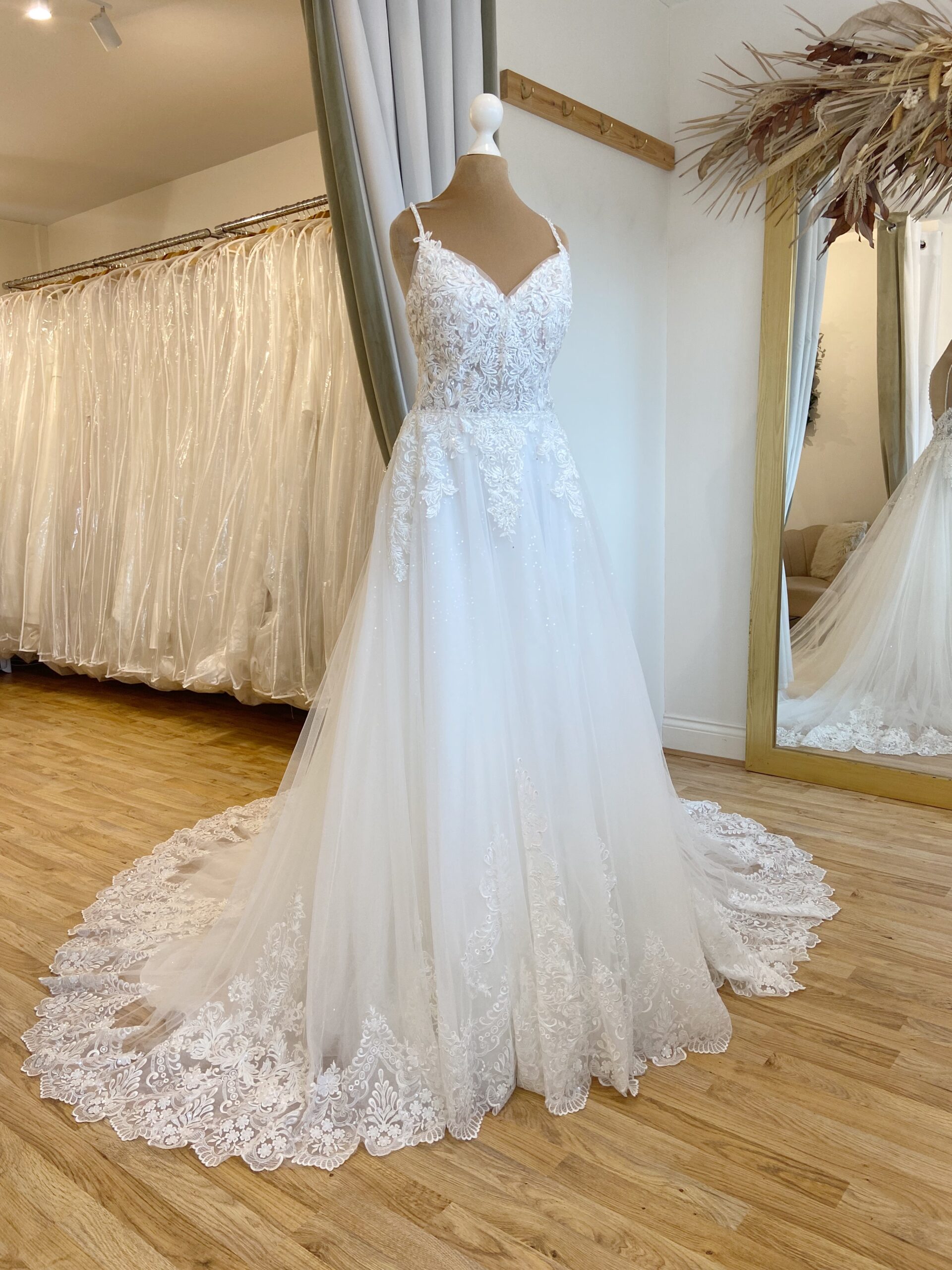 Mori Lee Annabel Size 10 Wedding dress for sale Lucy Hart Bridal Leighton Buzzard Bedfordshire.