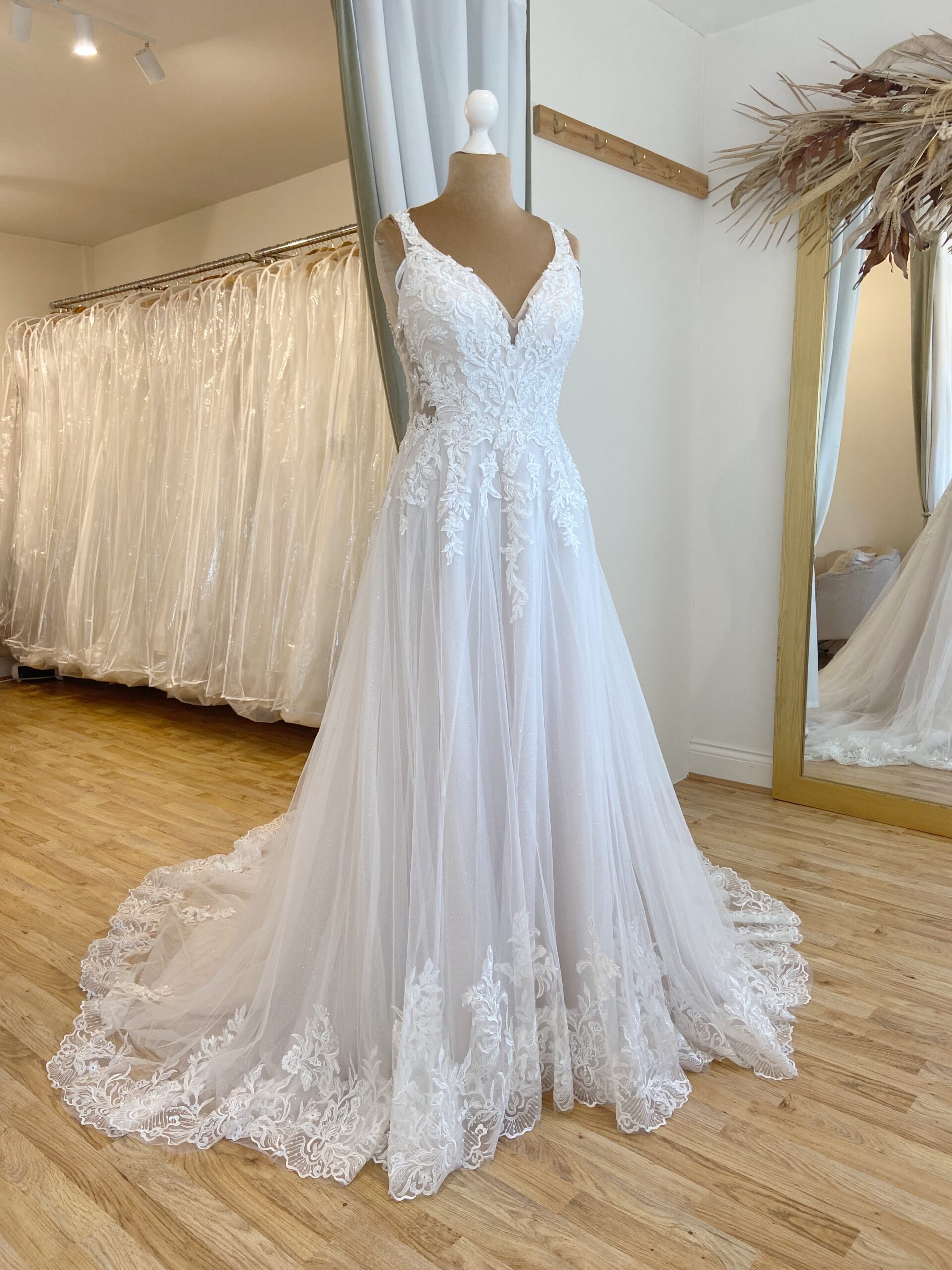 Mori Lee Dina 2404 Size 14 Wedding dress for sale Lucy Hart Bridal Leighton Buzzard Bedfordshire