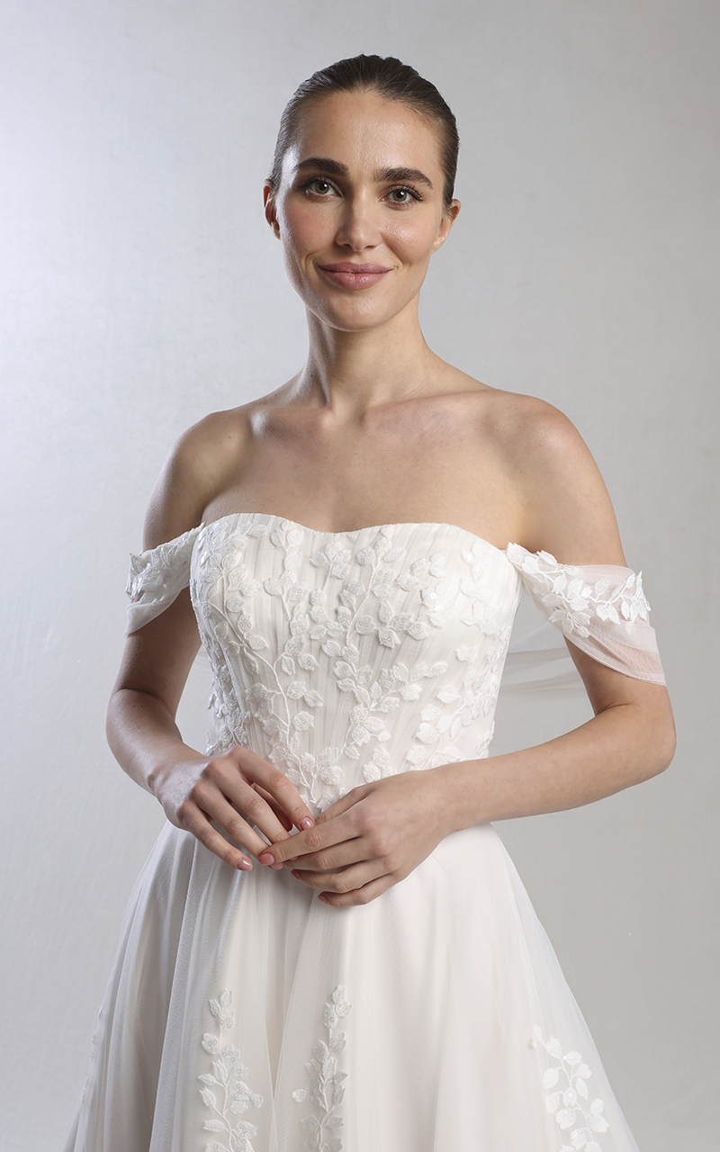 Millie May MM258 Wedding dress for sale Lucy Hart Bridal Leighton Buzzard Bedfordshire