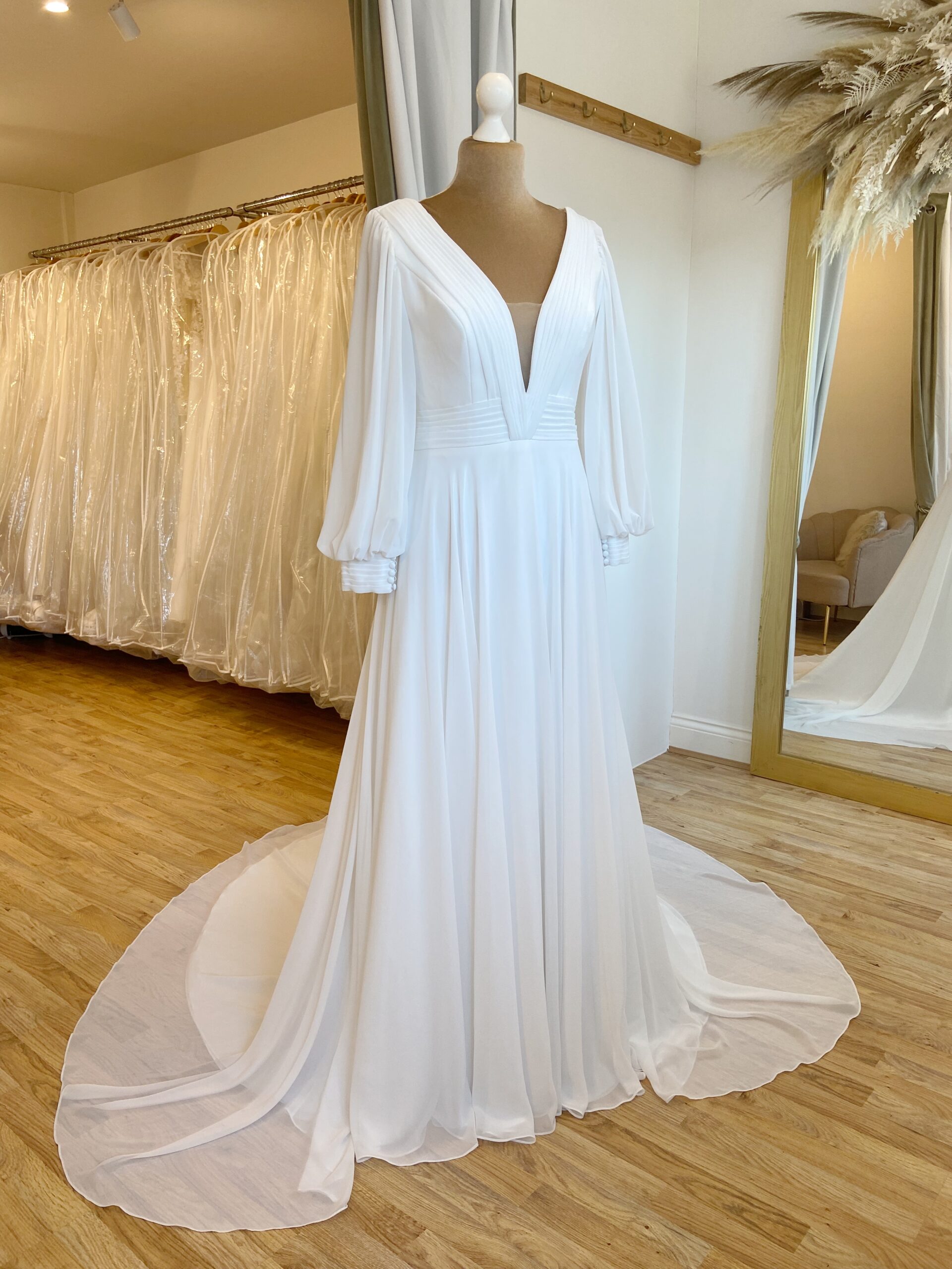 Justin Alexander 88258 Size 14-16 Wedding dress for sale Lucy Hart Bridal Leighton Buzzard Bridal Shop Bedfordshire