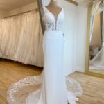 Dando London Astra Size 12 Wedding dress for sale Lucy Hart Bridal Leighton Buzzard Bridal Shop near me Bedfordshire.
