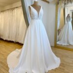 Essense of Australia D3640 Size 14 wedding dress for sale Lucy Hart Bridal Leighton Buzzard Bridal Shop Bedfordshire