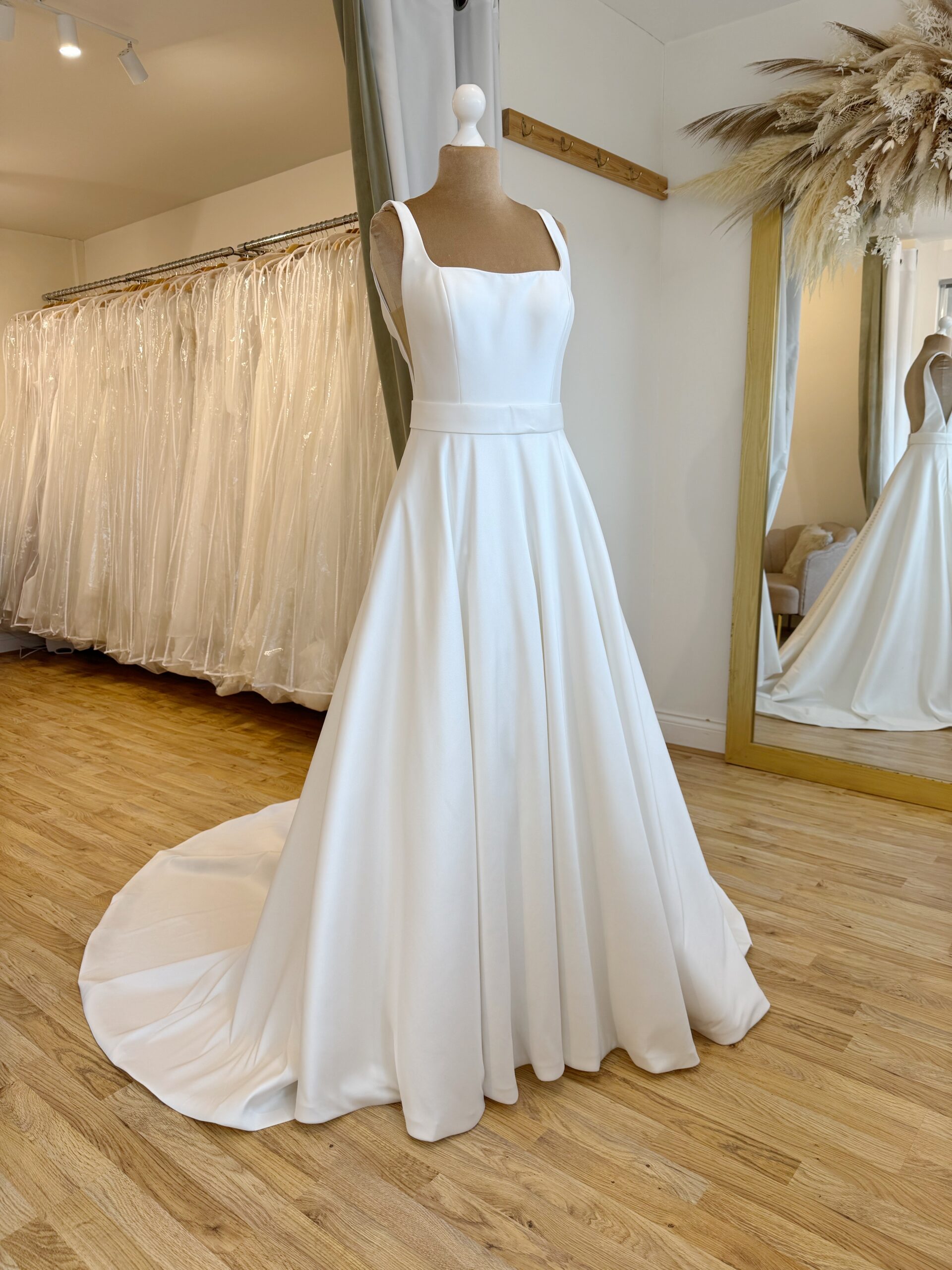 Sincerity 44357 Size 14 Wedding dress for sale Lucy Hart Bridal Leighton Buzzard Bridal Shop Bedfordshire