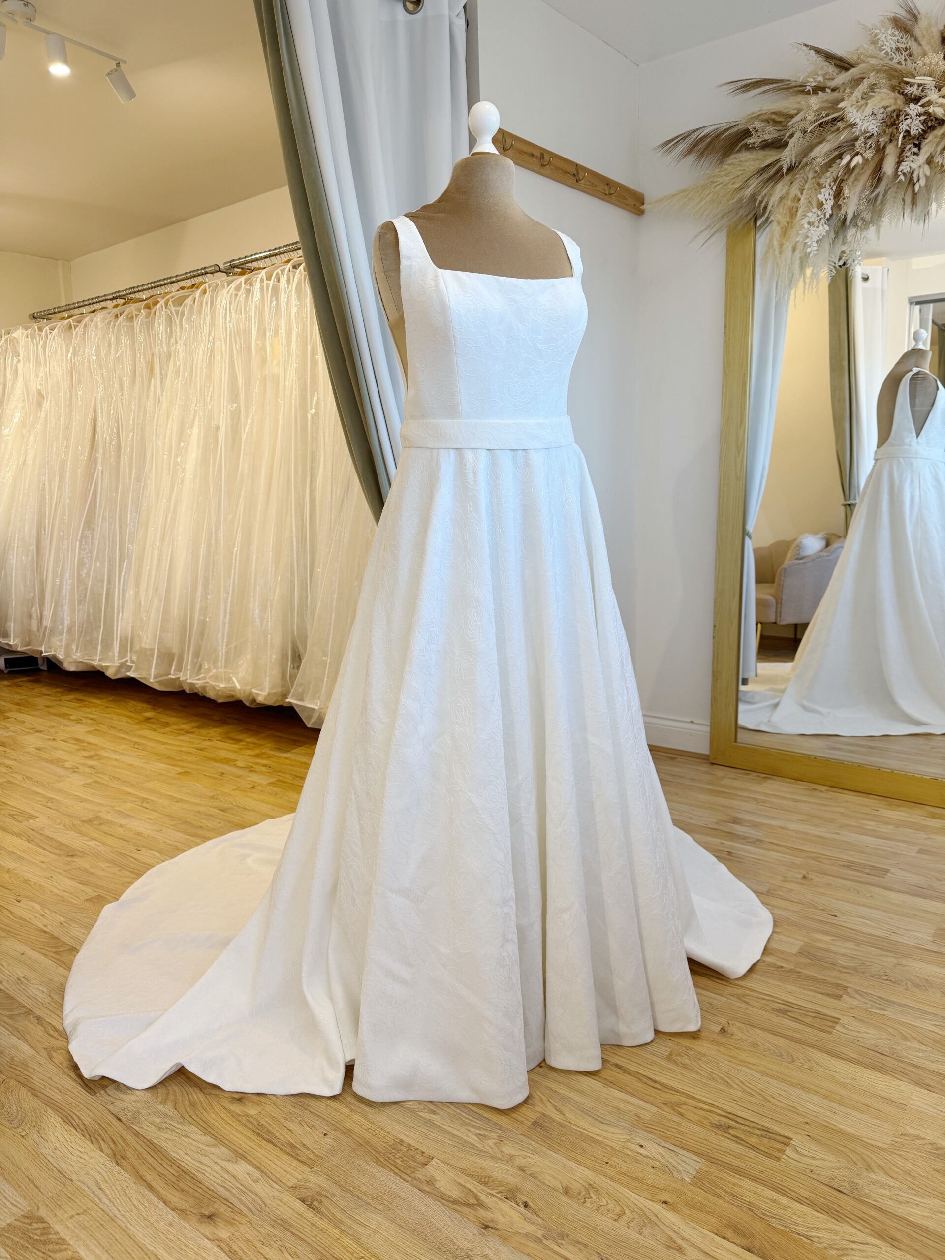 Sincerity 44357 Size 20 Wedding dress for sale Lucy Hart Bridal Leighton Buzzard Bridal Shop Bedfordshire