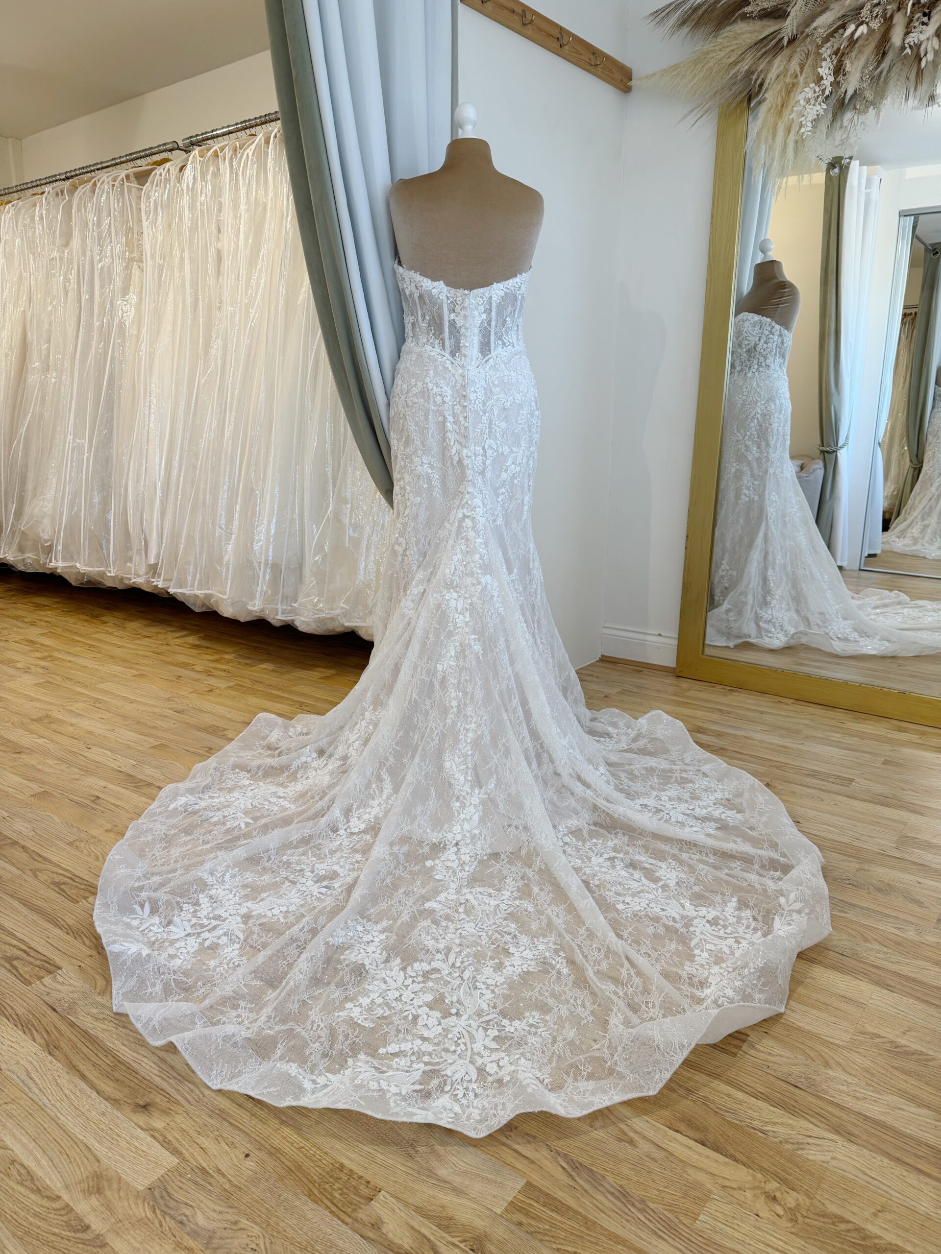 Allure A1310 Size 16 wedding dress for sale Lucy Hart Bridal Leighton Buzzard Birdal Shop Bedfordshire