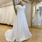 House of Nicholas Louisa 3127 Size 22 wedding dress for sale Lucy Hart Bridal Bridal Shop Bedfordshire