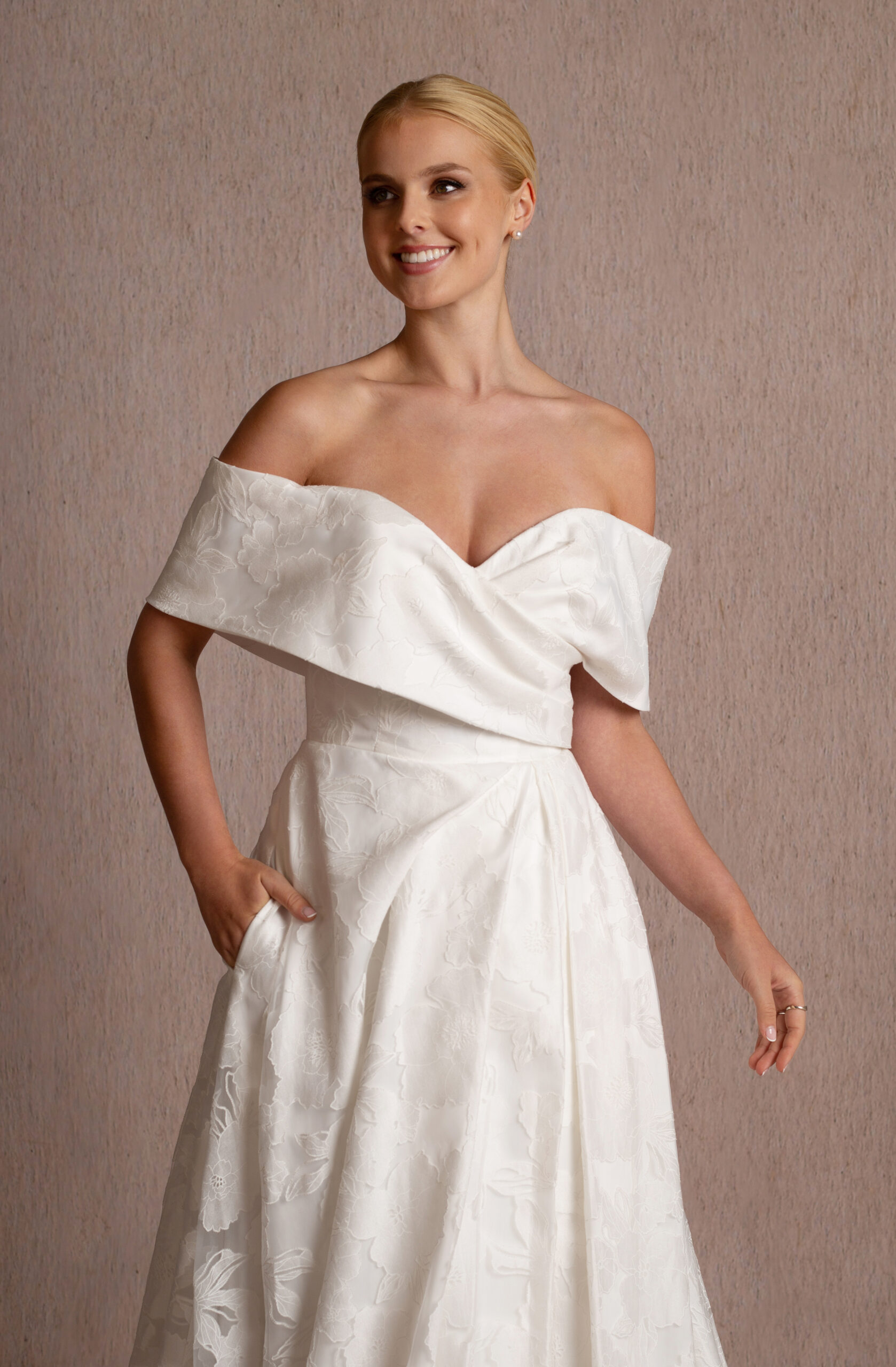 White Studio London WSS314 wedding dress for sale Lucy Hart Bridal Leighton Buzzard Bridal Shop