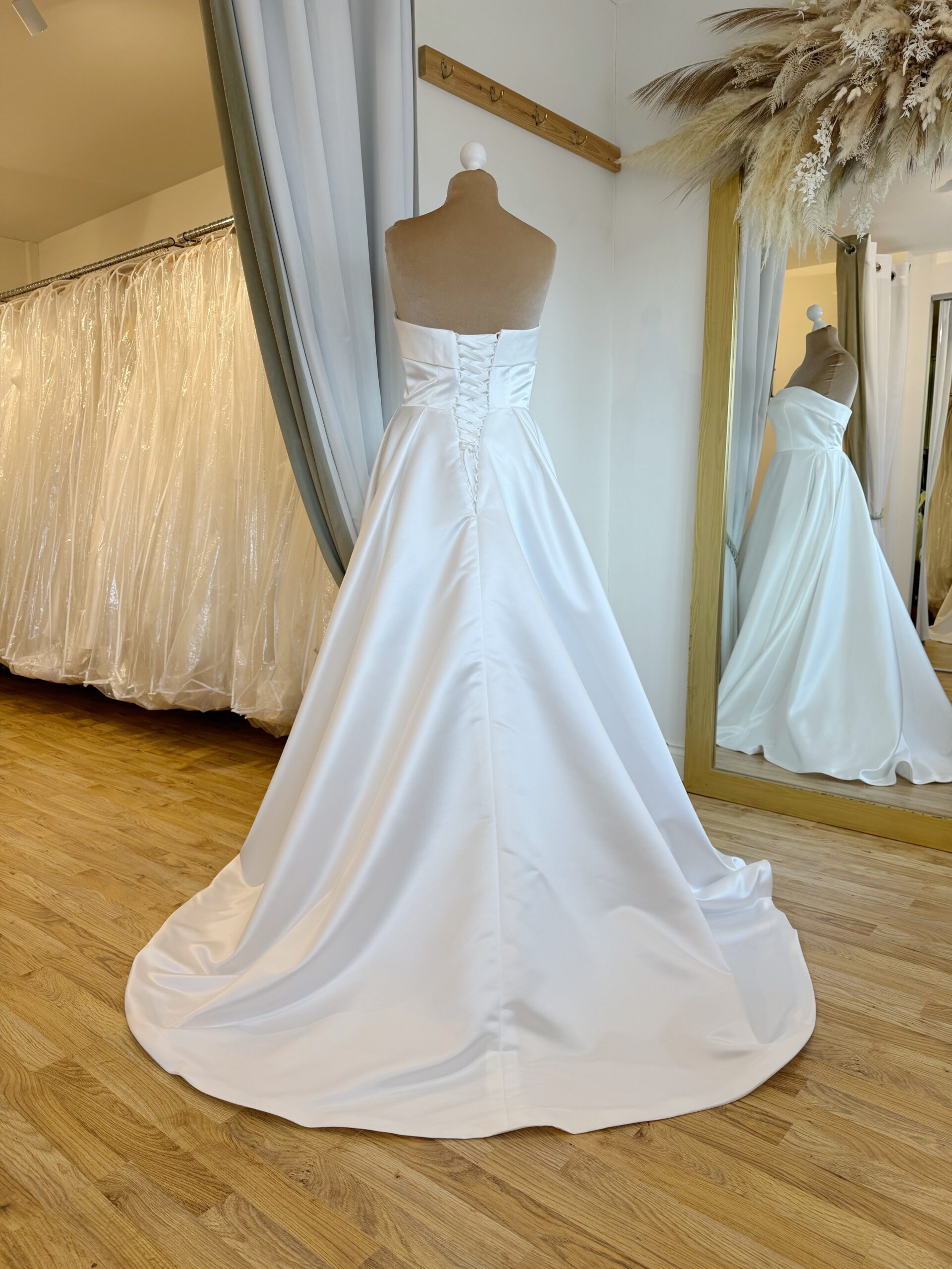 Private Label Maria Size 14 wedding dress for sale Lucy Hart Bridal Leighton Buzzard Bridal Shop Bedfordshire.