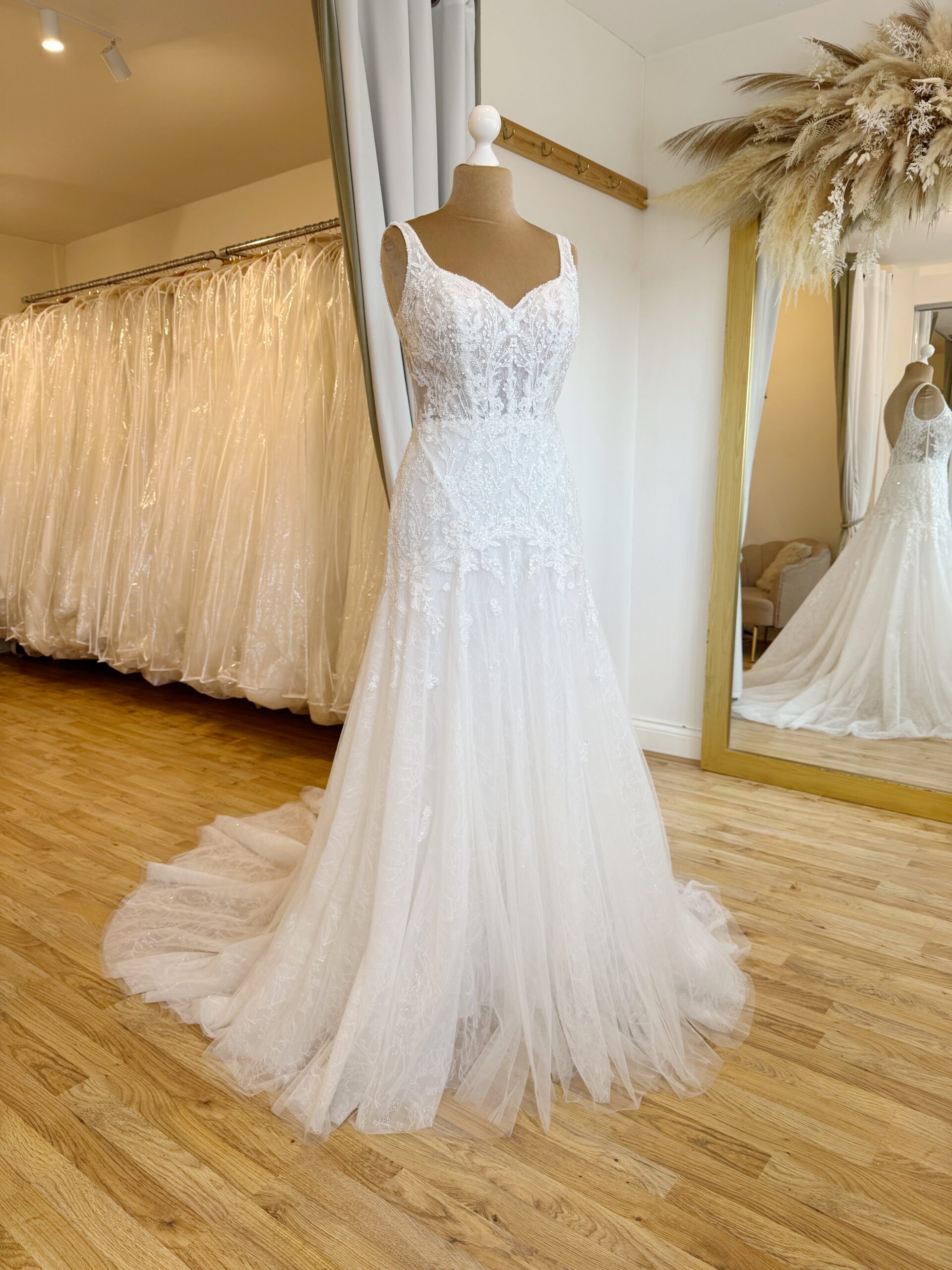 Mori Lee Autumn Size 14 Wedding dress for sale Lucy Hart Bridal Leighton Buzzard Bridal Shop Bedfordshire