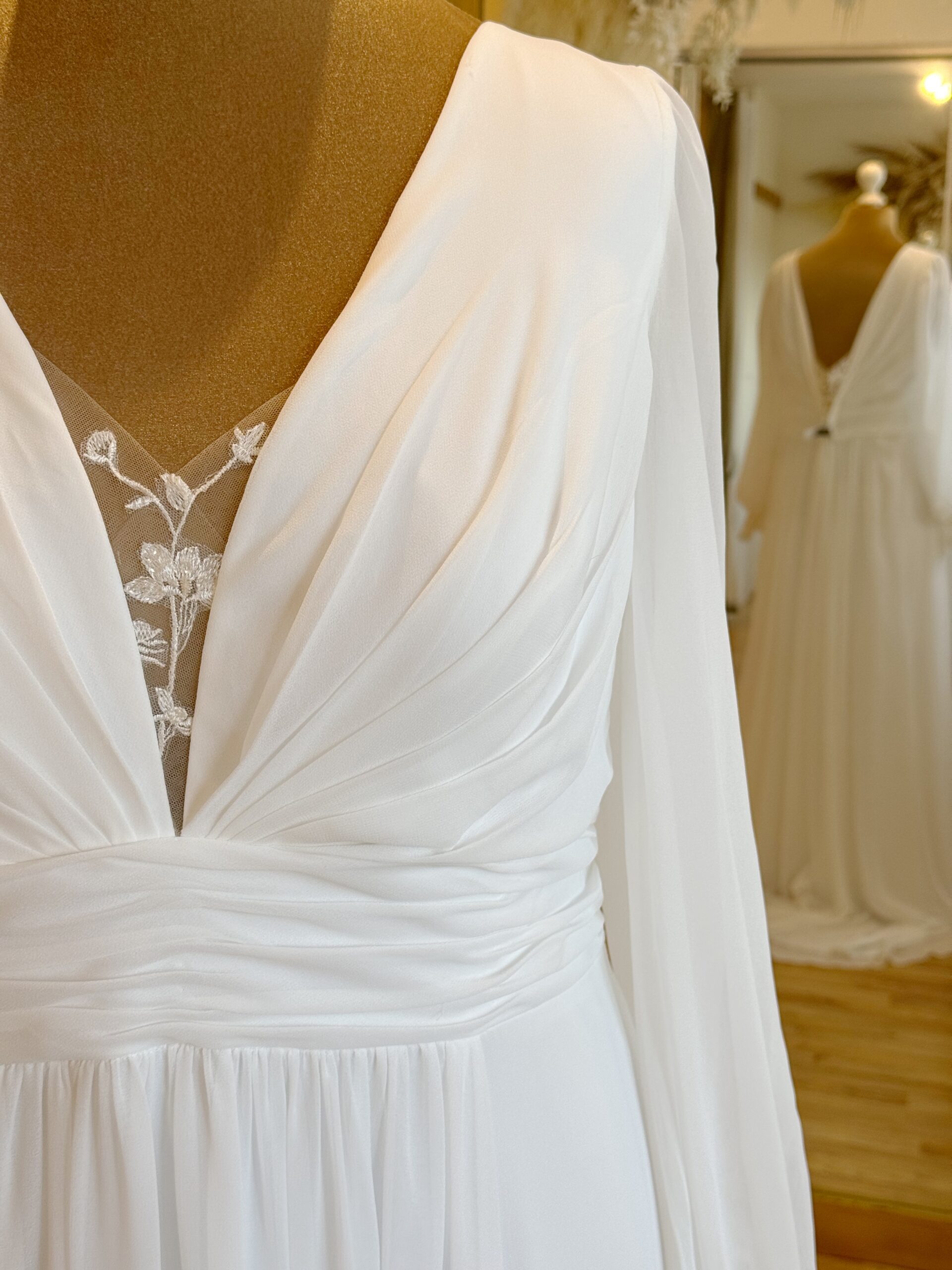 Kelsey Rose Drew Size 24 Wedding dress for sale Lucy Hart Bridal Leighton Buzzard Bridal Shop Bedfordshire